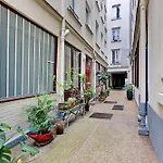 Cosy studio for 2P - République-Marais